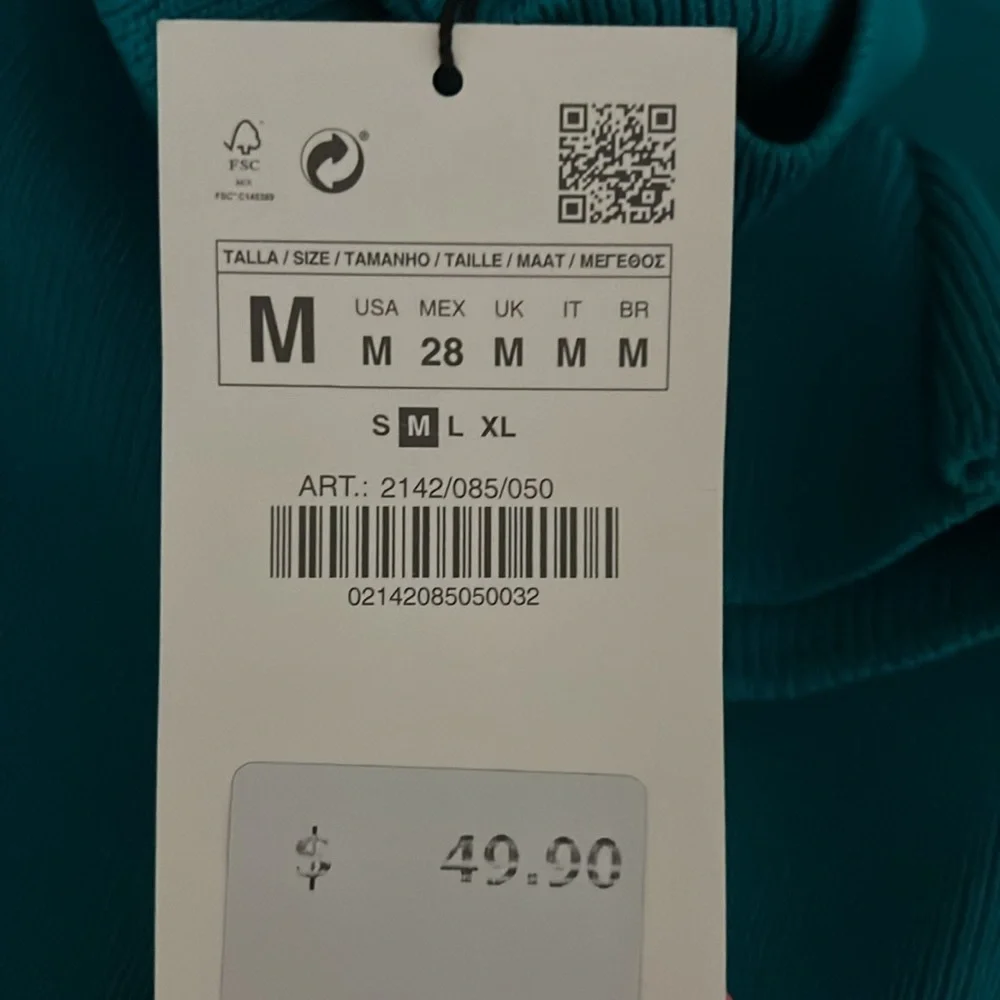 thick Zara knitted dress - Picture 3 of 3